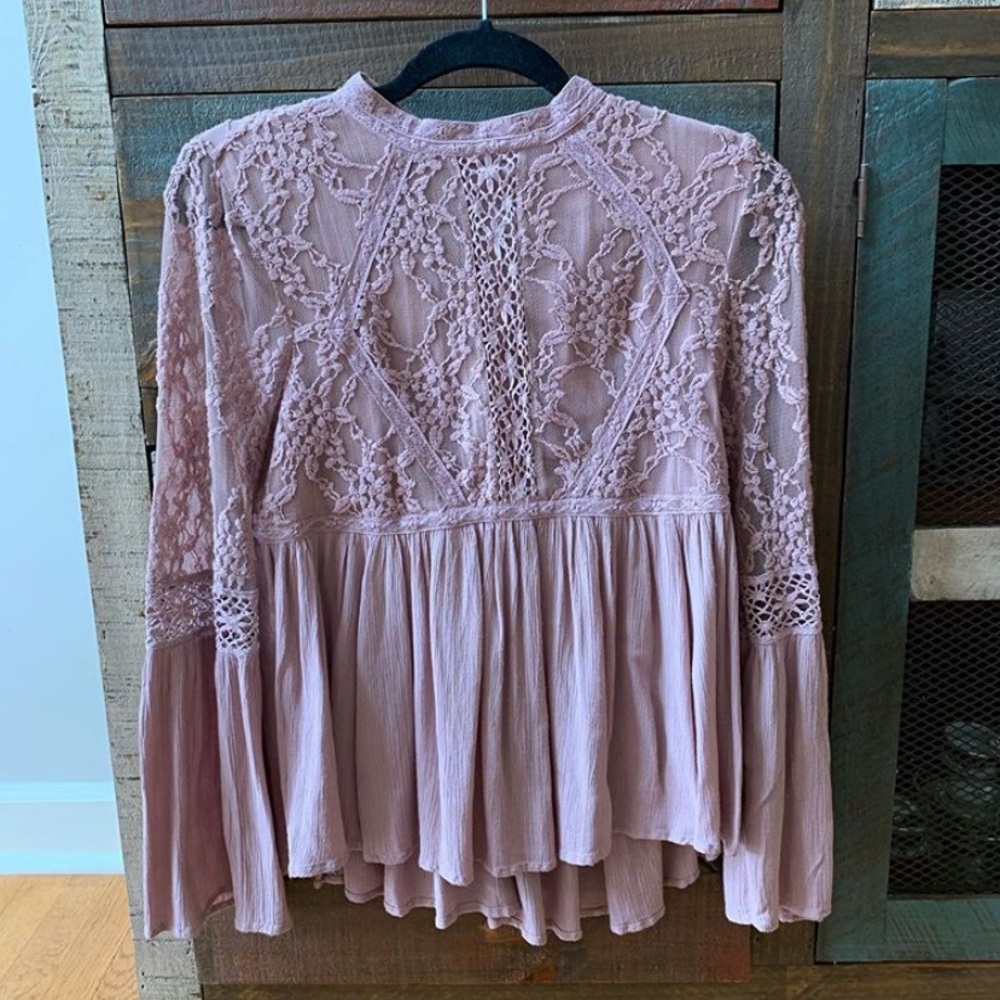 American eagle Lacey long sleeve